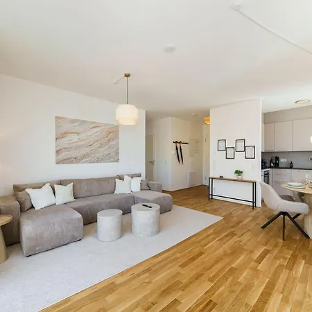 Appartement Luxurioeses 2-zimmer-apt Im Scandi-coastal-stil I Toplage I Familienfreundlich I Balkon I Kueche I Netflix I Kostenloser Parkplatz I 65 M2 Eltville am Rhein
