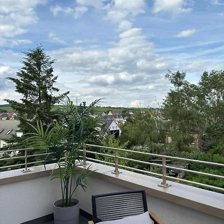 Apartman Luxurioeses 2-zimmer-apt Im Scandi-coastal-stil I Toplage I Familienfreundlich I Balkon I Kueche I Netflix I Kostenloser Parkplatz I 65 M2 *
