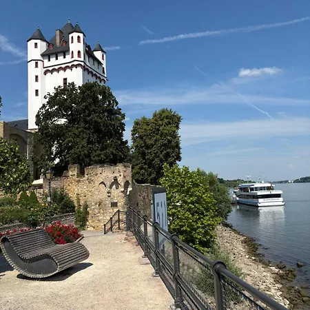 Apartman Luxurioeses 2-zimmer-apt Im Scandi-coastal-stil I Toplage I Familienfreundlich I Balkon I Kueche I Netflix I Kostenloser Parkplatz I 65 M2 *